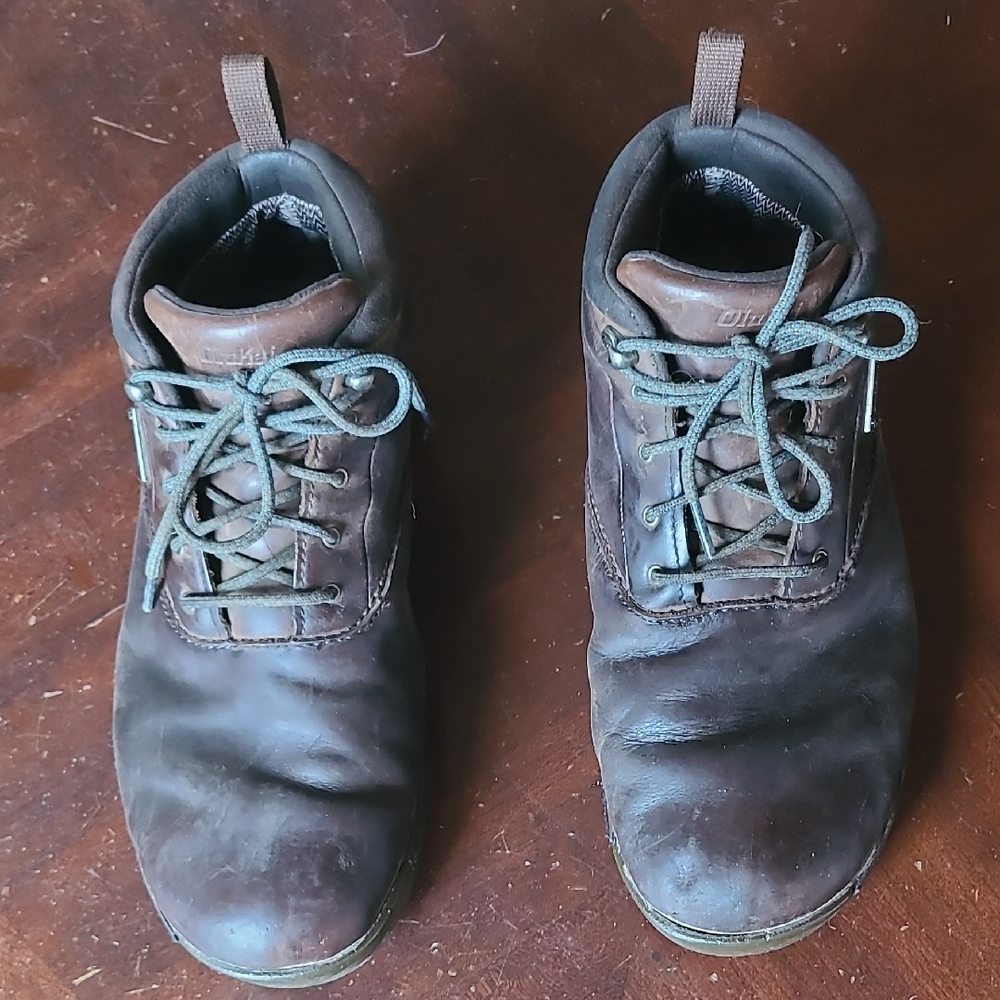 OluKai waterproof shoes